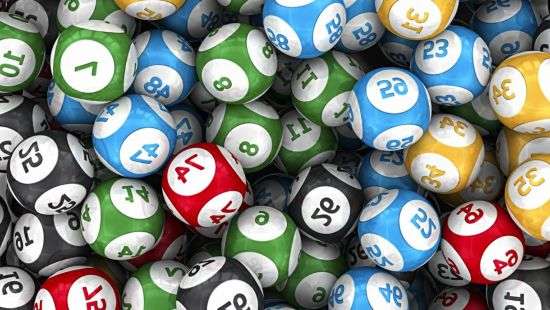 В Австралии муж и жена выиграли по $4,8 млн в лотерее в один день