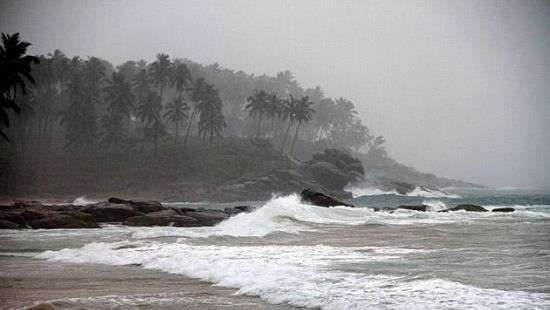 На Шри-Ланке из-за сильных штормов пострадали 8 тысяч человек, есть погибшие