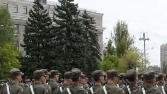 Неудачный побег: призывник упал из 5 этажа, убегая из военкомата