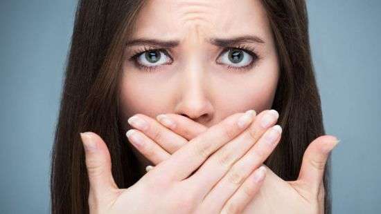 О каких болезнях расскажет неприятный запах изо рта