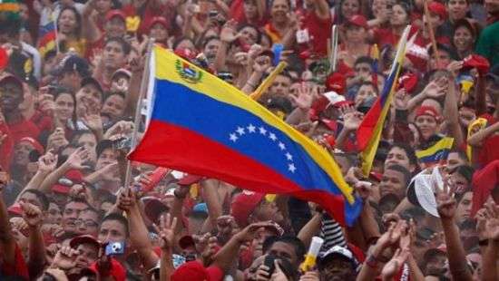 После выборов в Венесуэле более 14 стран отзывают своих послов