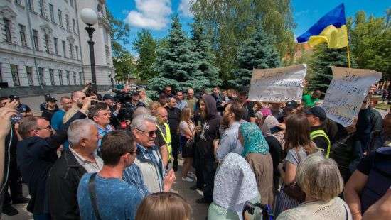 Произошла стычка между сторонниками и противниками создания единой поместной церкви