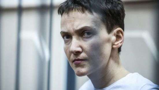 Суд оставил Савченко под арестом