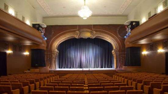 Замдиректора киевского муниципального театра поймали на взятке