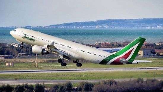 Итальянская авиакомпания-банкрот стала самой пунктуальной в Европе