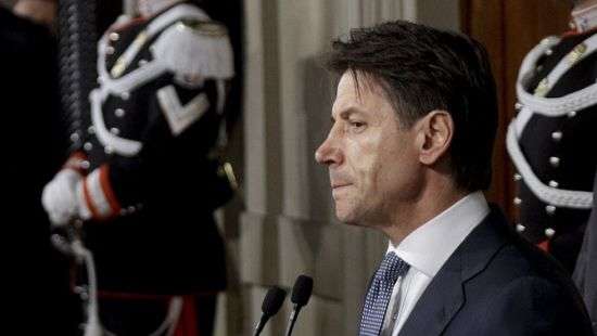 Премьером Италии стал ученый-юрист без опыта в политике