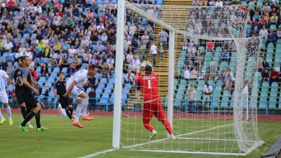 «Зирка» и «Десна» сыграли вничью