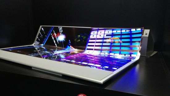 LG создала гигантский гибкий дисплей