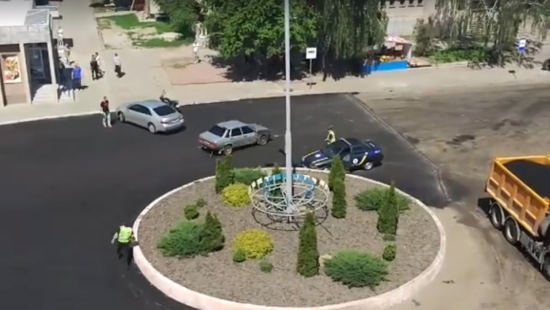 Погоня с перестрелкой в Ржищеве: за рулем ВАЗа оказалась девушка (ВИДЕО)