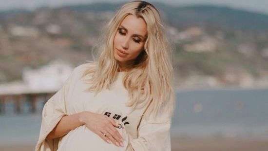 Украинская певица Светлана Лобода стала мамой второй раз