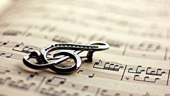 Почему людям нравится грустная музыка