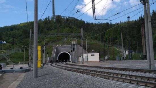 В Украине открыли долгожданный тоннель в Европу (ВИДЕО)