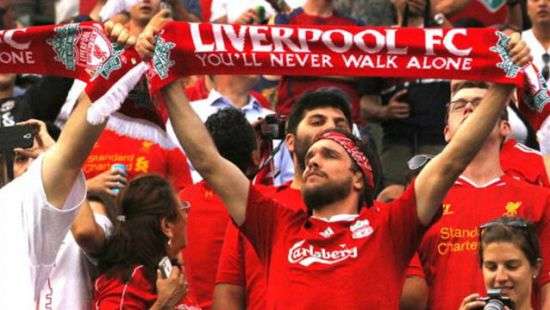 Тысяча фанов «Ливерпуля» не смогли вылететь в Киев