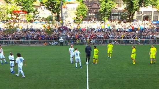 Команда Шевченко сыграла вничью с легендами «Реала»