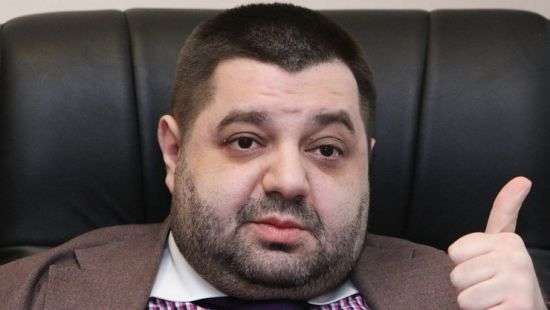 Близкий к Порошенко нардеп Грановский пользуется чужими элитными авто - расследование (ВИДЕО)