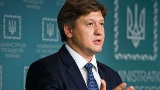 Министр финансов Александр Данилюк обвинил президента в шантаже