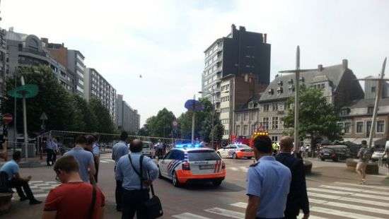 В Бельгии мужчина застрелил двух полицейских и взял заложницу (ВИДЕО)