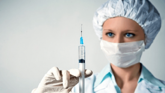 Украинских медиков-заробитчан обвинили в росте смертности поляков