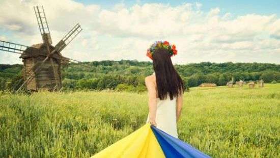 Президент подписал указ о защите украинского языка