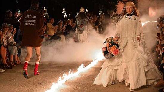 Мрачный, но яркий и оригинальный показ круизной коллекции Gucci (ФОТО)