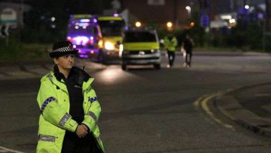 В Манчестере автомобиль протаранил толпу пешеходов и скрылся