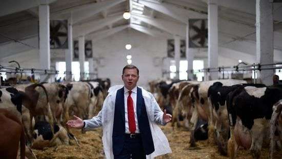 Стадо из коров: Ляшко показал своих избирателей (ВИДЕО)