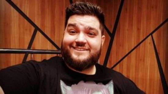 YouTube заблокировал канал известного пранкера Вольнова