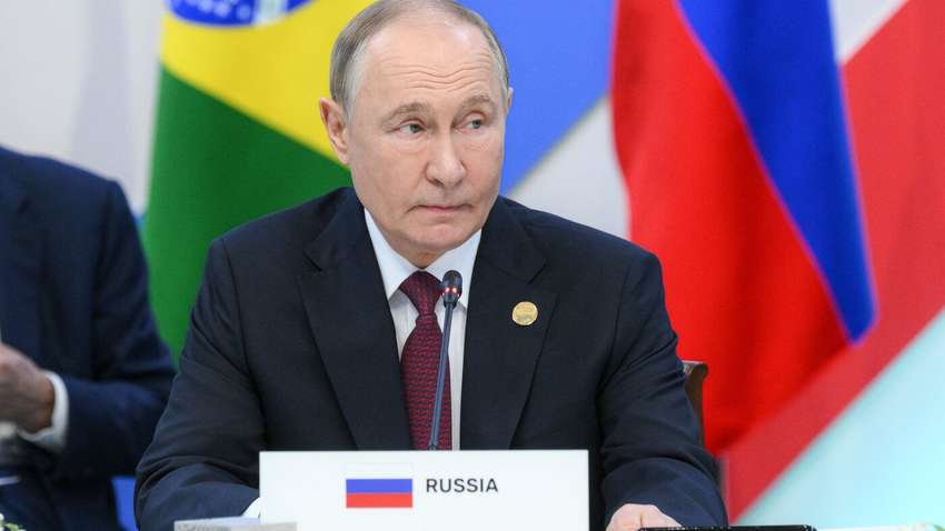 Путин в панике: стало известно, зачем он срочно собрал Совбез РФ накануне инаугурации Трампа