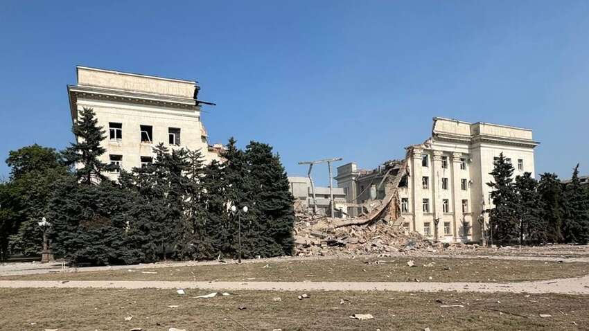 Цинізм зашкалює: у РФ глузують з удару КАБами по Херсону Цинізм зашкалює: у РФ глузують з удару КАБами по Херсону