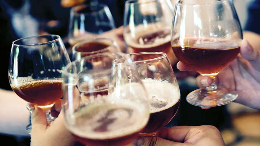 В Украине могут отменить админарест за публичное распитие спиртного 