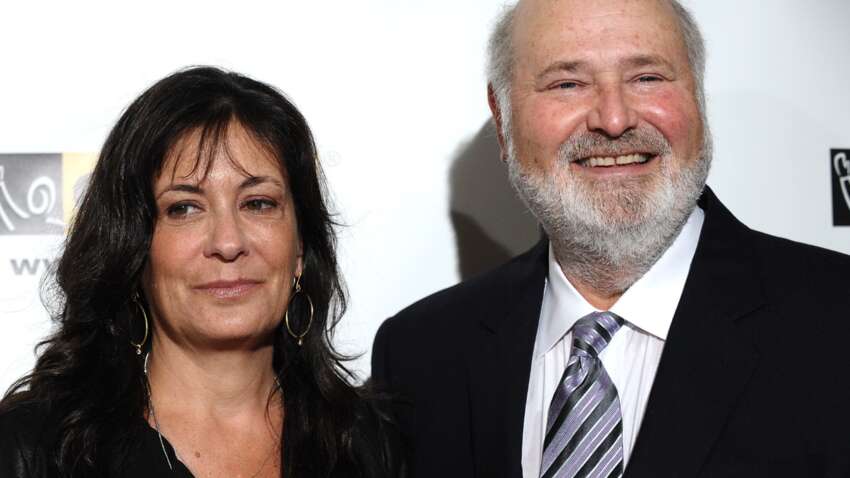 Известный голливудский режиссер и его жена найдены мертвыми в доме с ножевыми ранениями Известный голливудский режиссер и его жена найдены мертвыми в доме с ножевыми ранениями