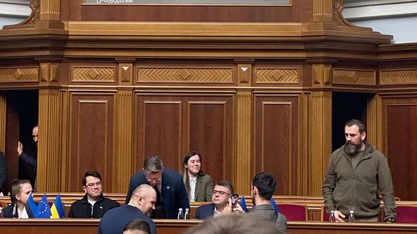 Звинувачення топ-чиновників у плагіаті: про що говорить ситуація – чи справді є проблема