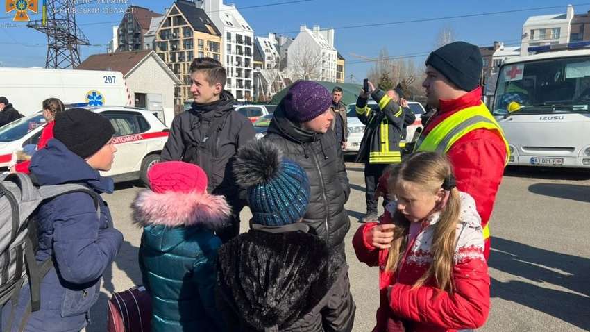 За 26 березня евакуювали більше 5 тисяч громадян із зон бойових дій