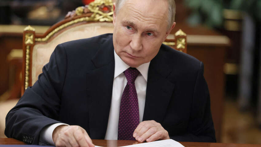 Росія прагне отримати "перемир'я" в Україні: що відомо про справжні наміри диктатора Путіна 