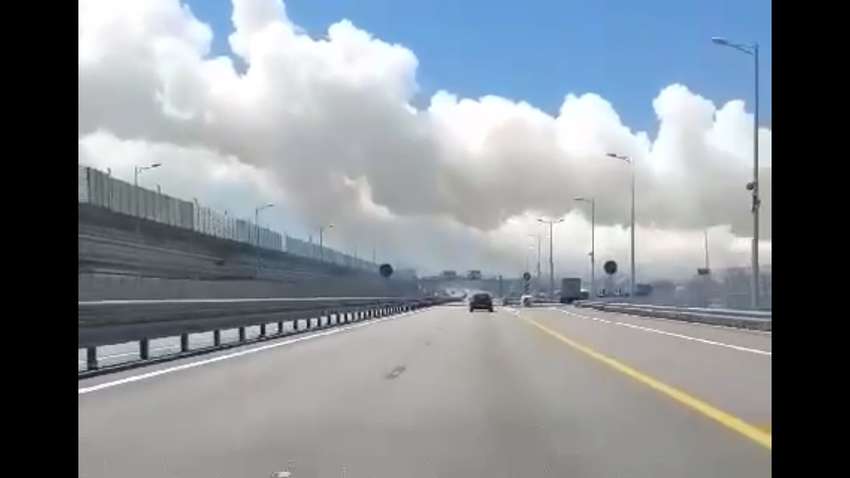 Крымский мост весь в дыму: что произошло Крымский мост весь в дыму: что произошло