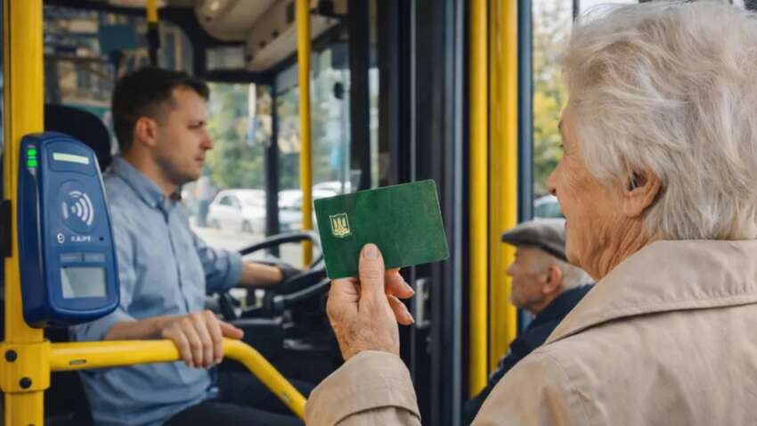 “Пільгових місць немає”: українцям пояснили, як безкоштовно їздити в маршрутках і не платити незаконно “Пільгових місць немає”: українцям пояснили, як безкоштовно їздити в маршрутках і не платити незаконно