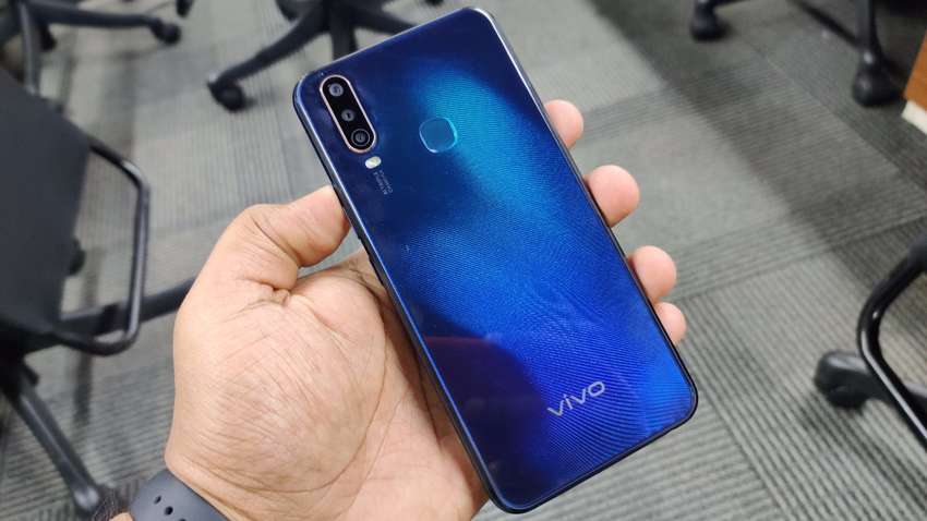 Китайська компанія Vivo анонсувала бюджетний смартфон U10