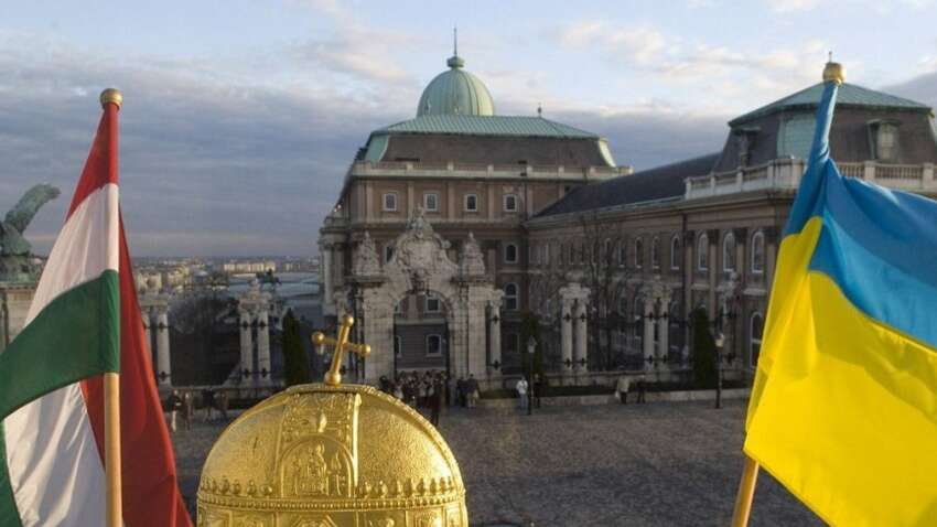 Украинцам советуют забыть о поездках в Венгрию: срочное предупреждение  