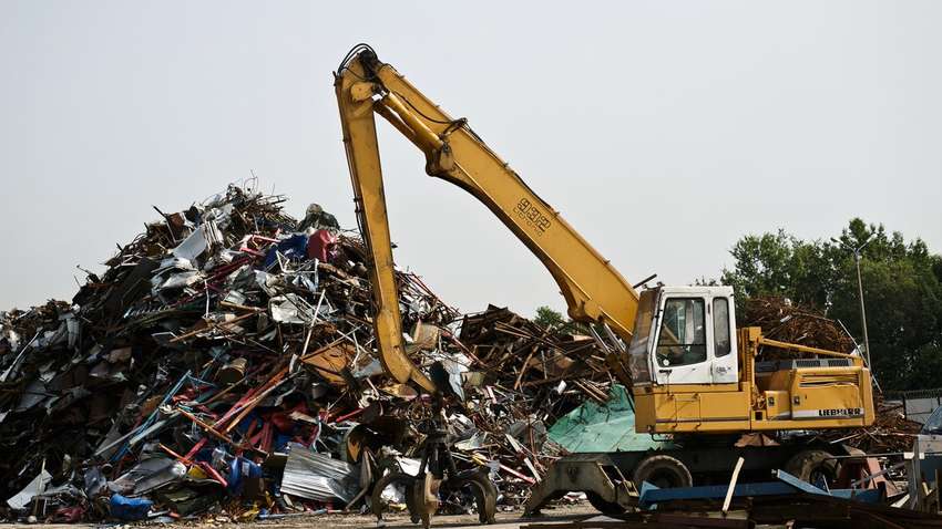 "У червні Україна вивезла рекордний обсяг брухту, потрібна тимчасова заборона експорту", - експерт
