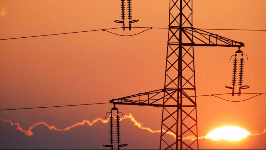 Группа Ахметова могла обвалить цены на электроэнергию ради собственной выгоды - СМИ