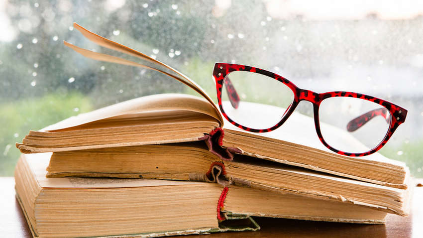 Питьевая и тоннельная: список самых необычных книг в мире