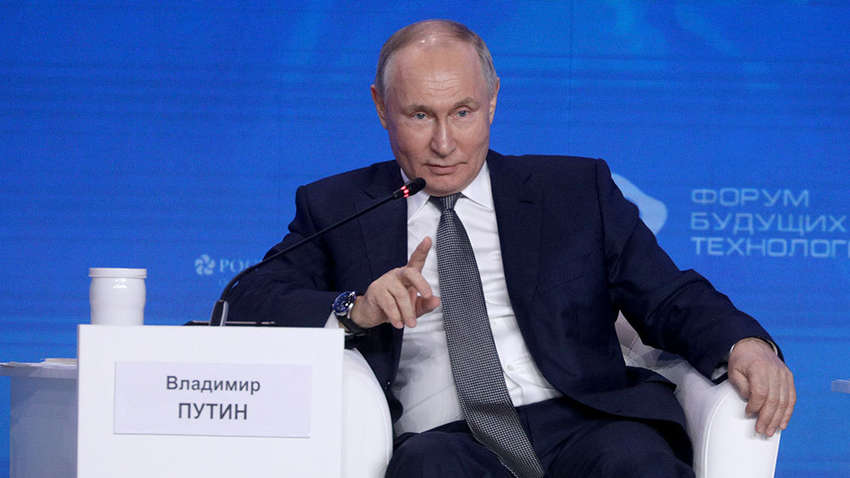 Путін розповів, на кого Росія робить ставку на виборах у США Путін розповів, на кого Росія робить ставку на виборах у США