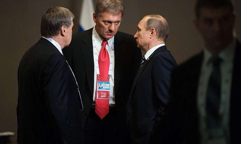 В Кремле рассказали, какой сигнал ждут от Киева, чтобы начать подготовку встрече Путин-Зеленский