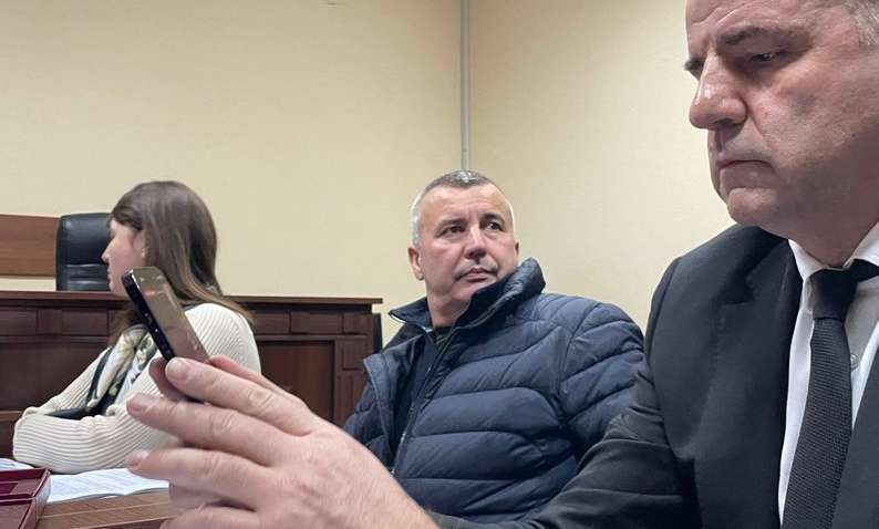 Самогубство для всієї країни: Влада і суди публічно знущаються над військовими