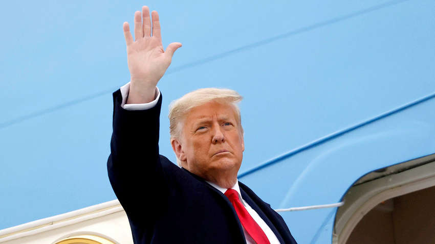 Трамп залишив Білий дім як президент США Трамп залишив Білий дім як президент США