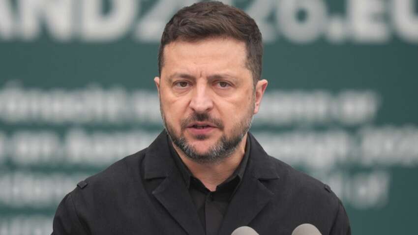 Зеленський свідомо обрав найгірший варіант війни: президента рознесли за страшну зраду Зеленський свідомо обрав найгірший варіант війни: президента рознесли за страшну зраду