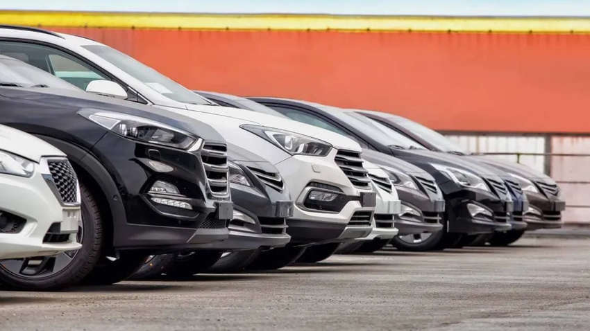 ТОП-10 нових легковиків жовтня: хто в лідерах українського авторинку ТОП-10 нових легковиків жовтня: хто в лідерах українського авторинку