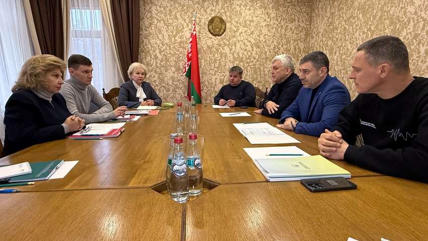 Лубинец обсудил с омбудсменкой РФ возможность взаимных визитов в военнополенные Лубинец обсудил с омбудсменкой РФ возможность взаимных визитов в военнополенные