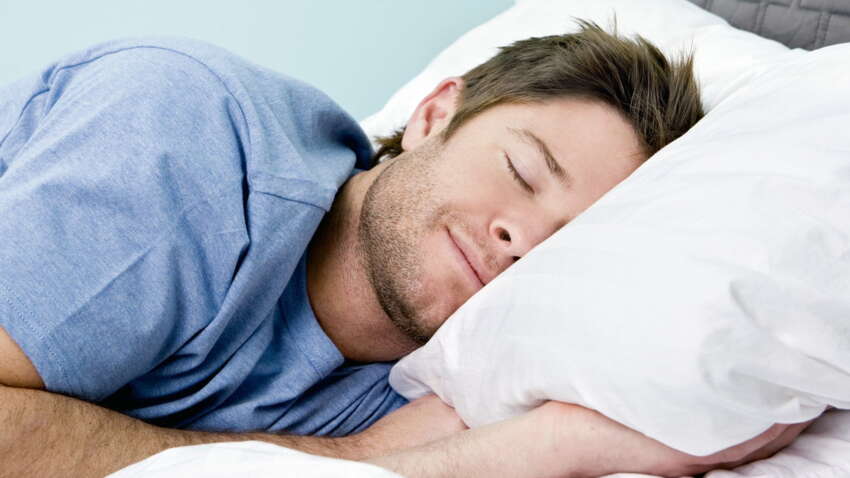 Що робити, якщо прокинулися раніше будильника: прокидатися або спати далі