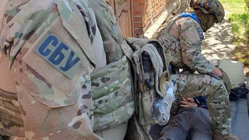 Фельдшер їхав за колонами ЗСУ по сто кілометрів, щоб навести на них удари